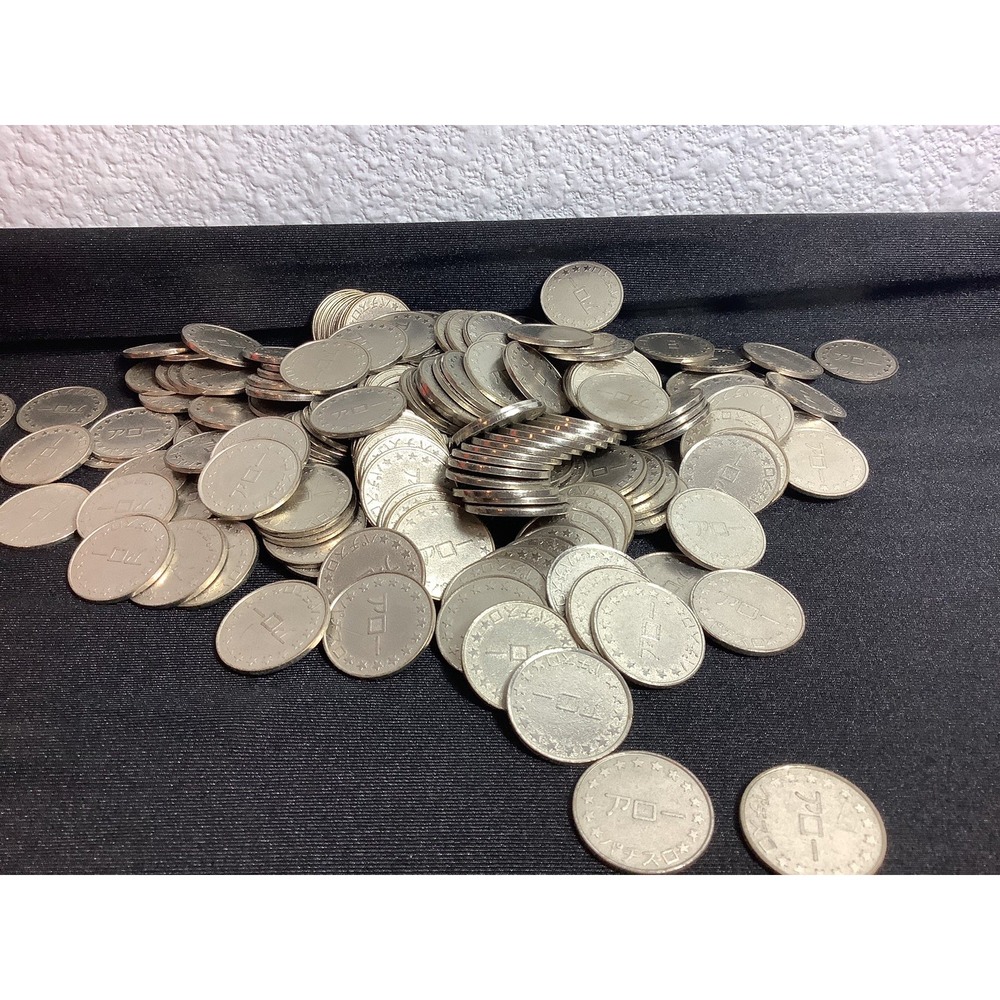 Lot‎ of Vintage Japanese Pachinko Game Tokens Coins Medals Collectible Japan